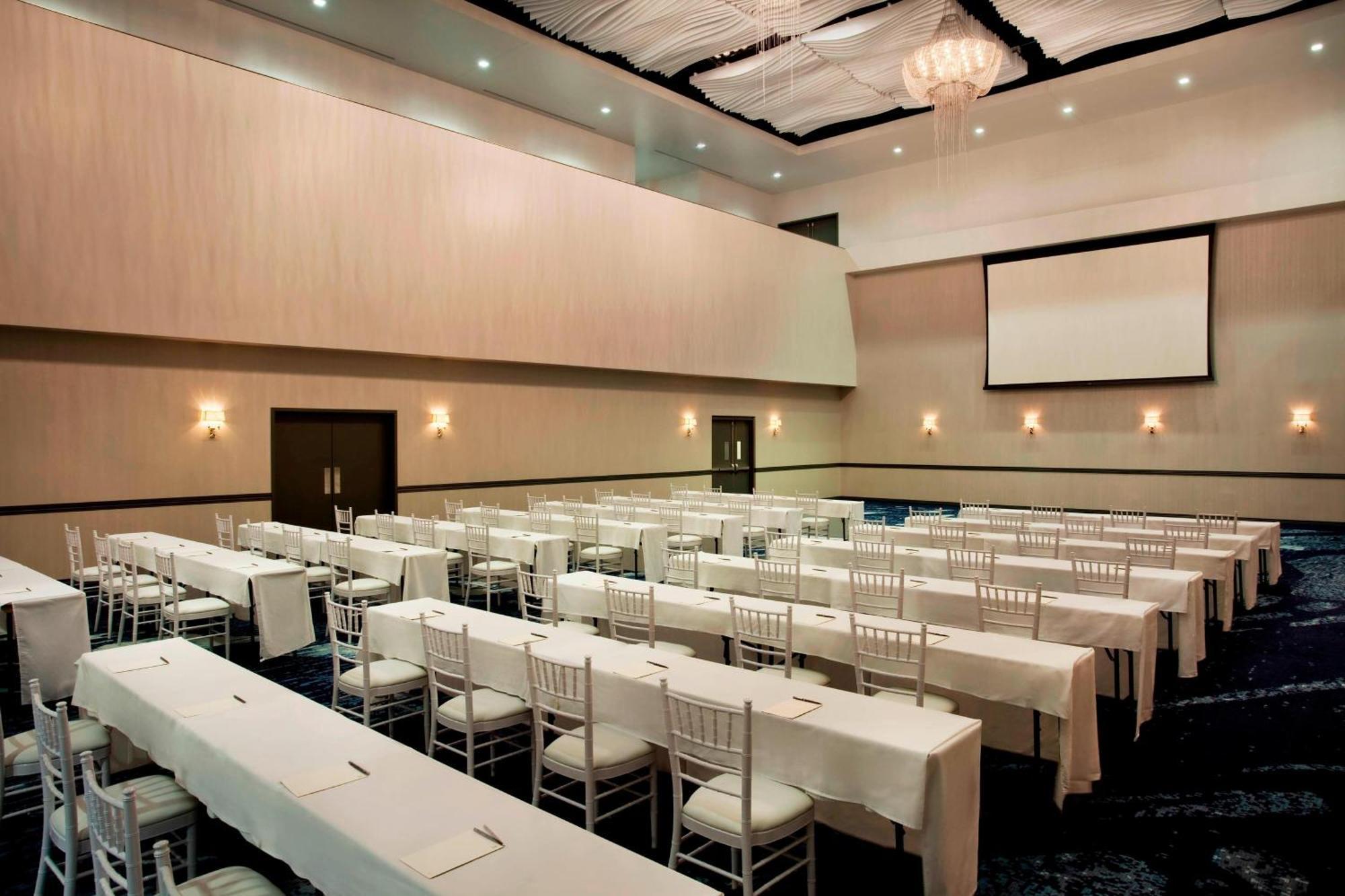 Sheraton Oklahoma City Downtown Hotel Kültér fotó
